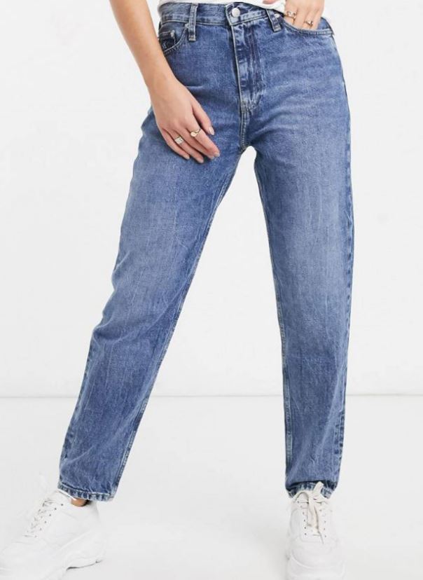 jeans tiro alto 
